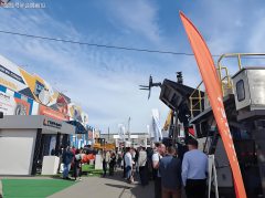 <strong>智能机械人、从动</strong>